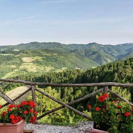 Вилла Sprawling In Tuscany With Pool