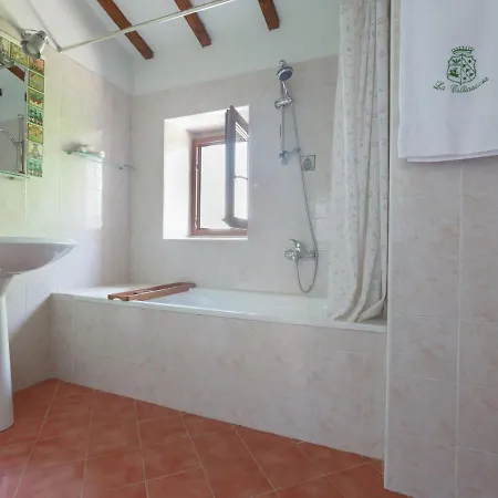 Sprawling In Tuscany With Pool Вилла Tredozio
